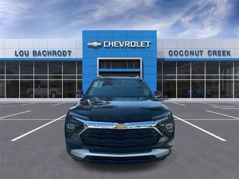 Used 2026 Chevrolet TrailBlazer LT image 3