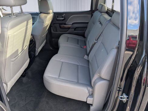 Used 2018 GMC Sierra 1500 SLT image 11