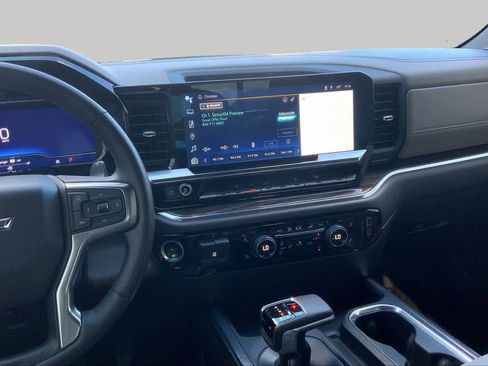 Used 2024 Chevrolet Silverado 1500 RST w/ Texas Edition Plus RWD image 7