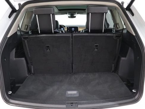 Used 2025 Volkswagen Atlas SE FWD image 35