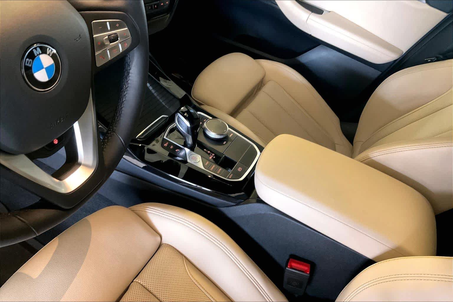 Used 2024 BMW X3 sDrive30i w/ Premium Package RWD image 14