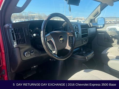Used 2016 Chevrolet Express 3500 RWD image 11