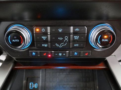 Used 2020 Ford F250 King Ranch w/ Tremor Off-Road Package image 32