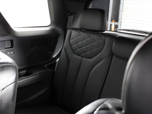 Used 2022 Hyundai Palisade Calligraphy image 23