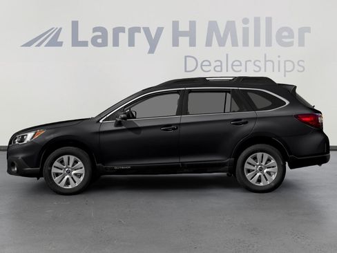 Used 2017 Subaru Outback 2.5i Premium image 3