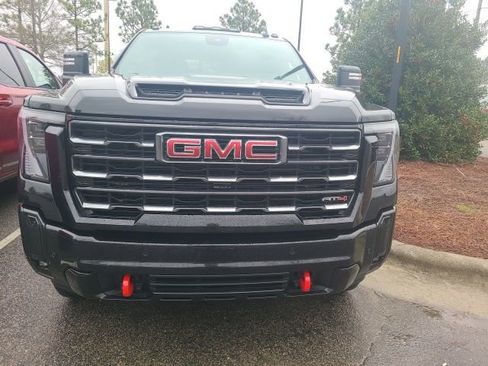 Used 2025 GMC Sierra 2500 AT4 w/ AT4 Premium Plus Package image 11