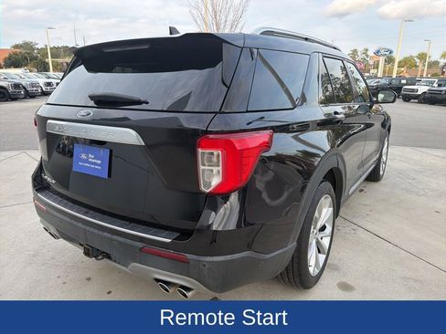 Certified 2021 Ford Explorer Platinum w/ Premium Technology Package image 10