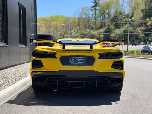 Used 2025 Chevrolet Corvette Stingray Preferred Cpe w/ Z51 Performance Package RWD image 7