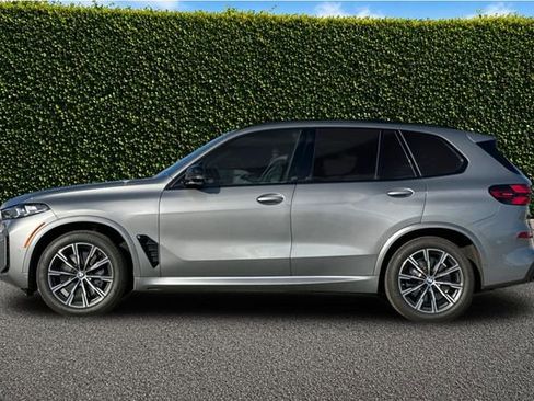 Used 2026 BMW X5 M60i AWD/4WD image 7