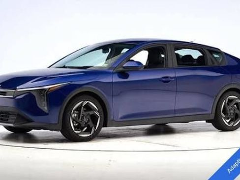 Used 2025 Kia K4 FWD image 2