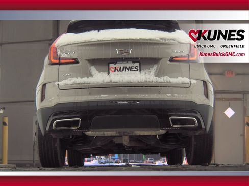 Used 2025 Cadillac XT4 Premium Luxury AWD/4WD image 9