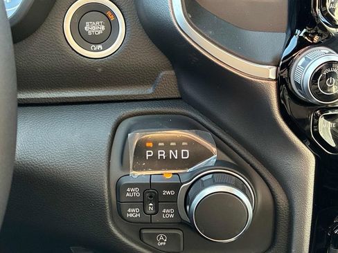 New 2026 RAM 1500 Big Horn AWD/4WD image 10