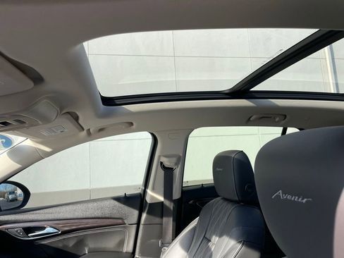 Used 2022 Buick Envision Avenir w/ Premium Seat Package image 29