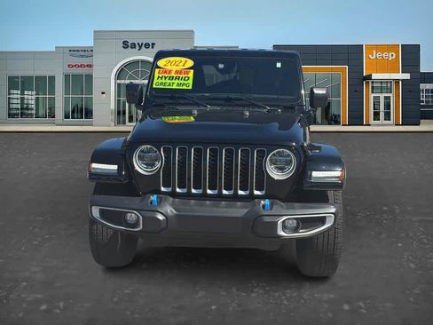 Used 2021 Jeep Wrangler Unlimited Sahara w/ Cold Weather Group AWD/4WD image 2