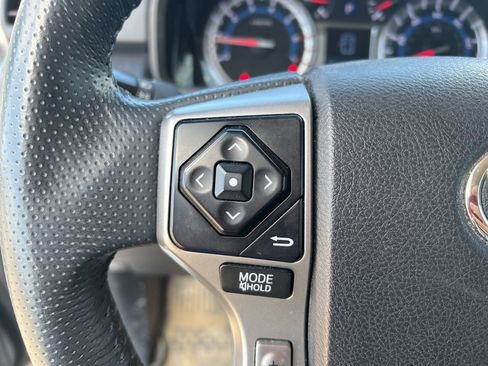 Used 2019 Toyota 4Runner SR5 AWD/4WD image 16