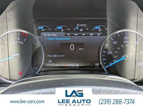 Used 2018 Ford Expedition Platinum RWD image 27