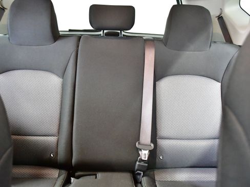 Used 2025 Kia Soul LX w/ LX Technology Package image 12