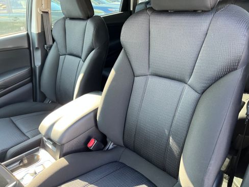 Certified 2023 Subaru Ascent 8-Passenger AWD/4WD image 18