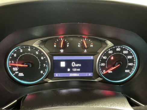 Used 2022 Chevrolet Equinox Premier image 25