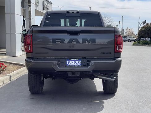 New 2026 RAM 2500 Big Horn AWD/4WD image 11
