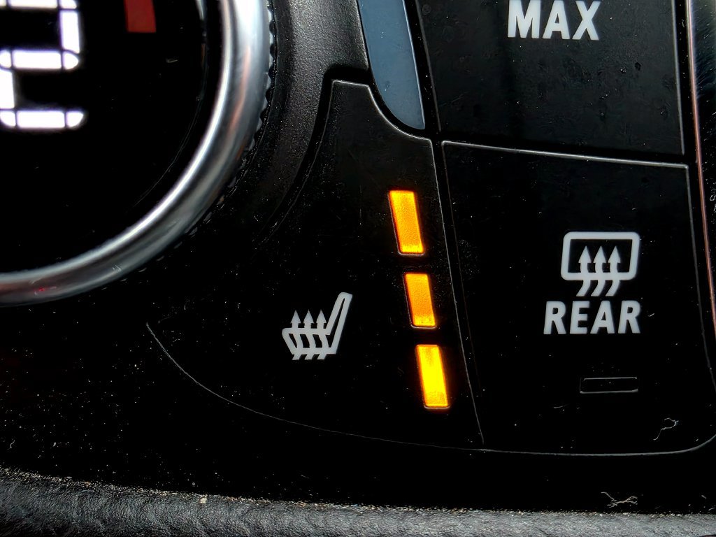 Used 2024 Chevrolet Equinox LT FWD image 43