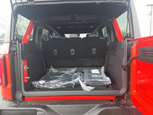 New 2024 Ford Bronco Outer Banks image 15