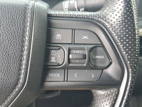 Used 2024 Toyota Tacoma SR image 15