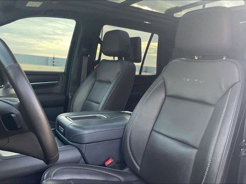 Used 2021 GMC Yukon Denali image 30