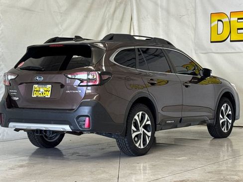 Used 2021 Subaru Outback Limited image 4