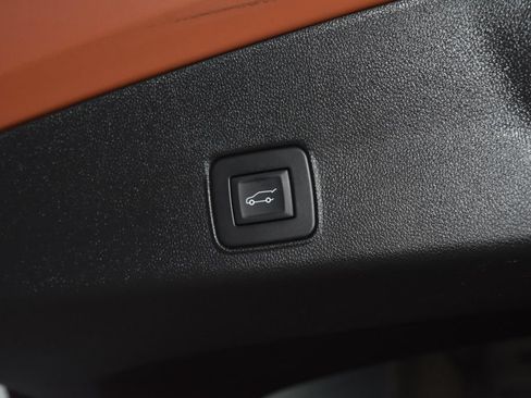 Used 2023 Chevrolet TrailBlazer ACTIV w/ Sun and Liftgate Package FWD image 37