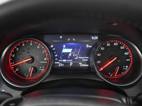 Used 2022 Toyota Camry XSE FWD image 22