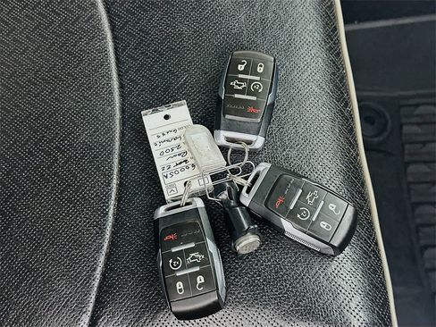 Used 2022 RAM 2500 Laramie image 32