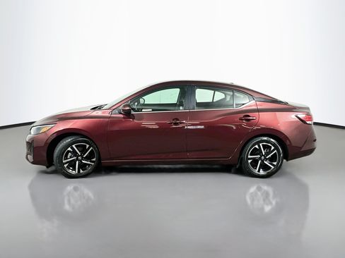 Used 2024 Nissan Sentra SV FWD image 4