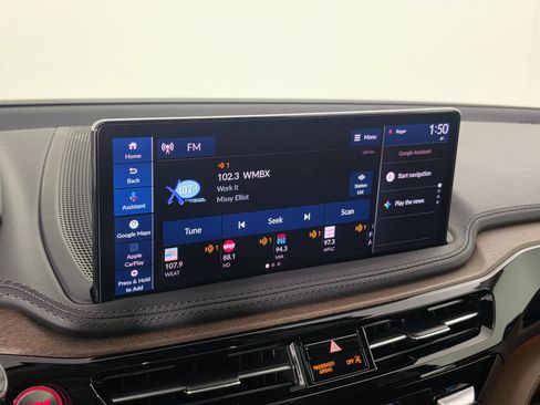 Used 2025 Acura MDX SH-AWD w/ Advance Package image 27