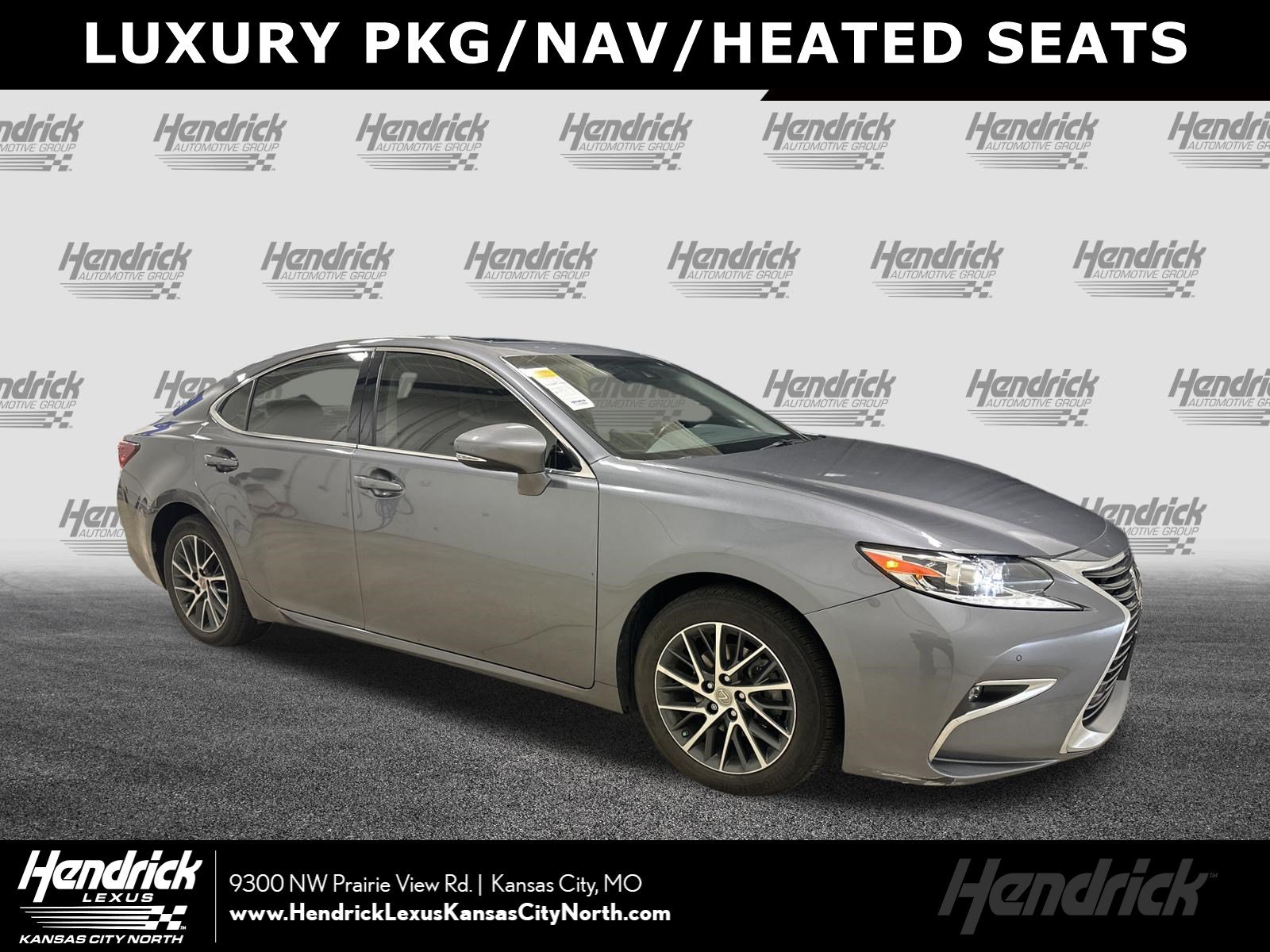 Used 2017 Lexus ES 350 w/ Luxury Package FWD image 1