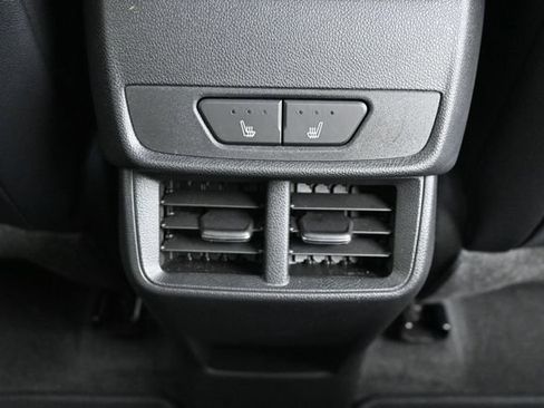 Used 2026 Chevrolet Equinox ACTIV w/ Convenience Package III FWD image 15