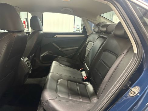 Used 2020 Volkswagen Passat 2.0T SE image 18