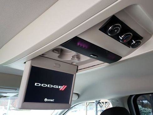 Used 2017 Dodge Grand Caravan SE w/ Power Window Group image 14