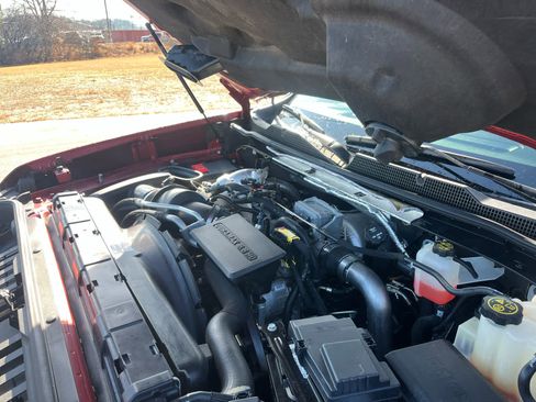 Used 2020 Chevrolet Silverado 3500 LTZ w/ LTZ Plus Package image 14