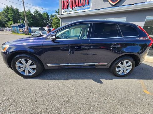 Used 2017 Volvo XC60 T5 Inscription w/ Preferred Option Package AWD/4WD image 8