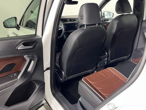 Used 2023 Volkswagen Tiguan SEL R-Line AWD/4WD image 26