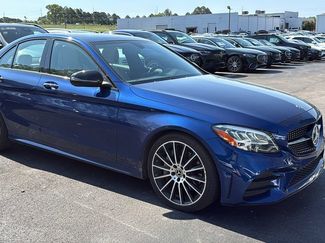 Used 2019 Mercedes-Benz C 300 Sedan video 2