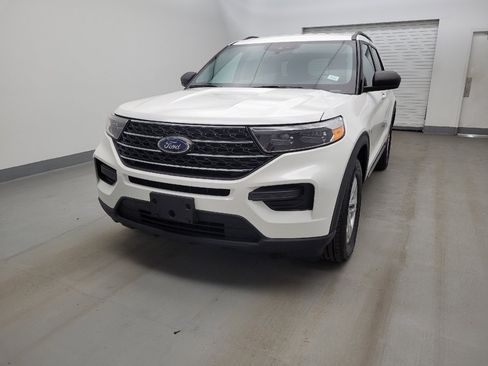 Used 2022 Ford Explorer XLT AWD/4WD image 15