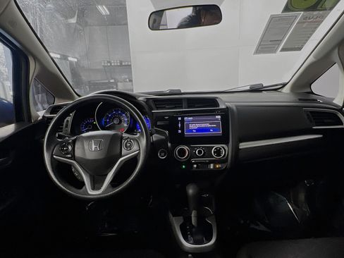 Used 2016 Honda Fit EX image 30