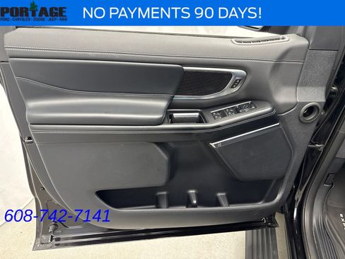 Used 2025 Ford Expedition Max Platinum w/ Stealth Performance Package AWD/4WD image 12