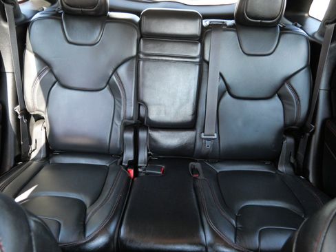 Used 2014 Jeep Cherokee Trailhawk w/ Leather Interior Group AWD/4WD image 13