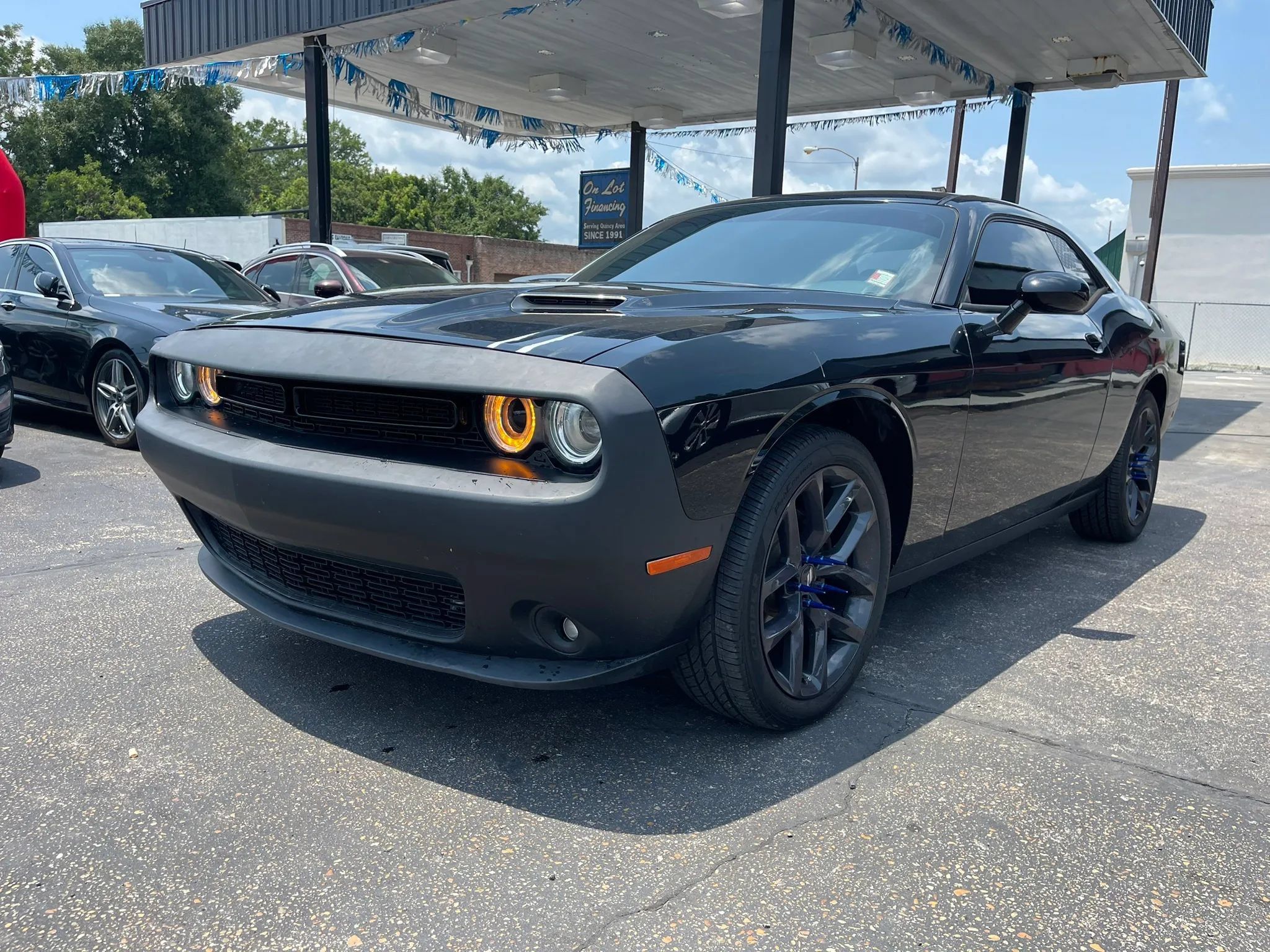 Used 2021 Dodge Challenger SXT w/ Blacktop Package RWD image 1