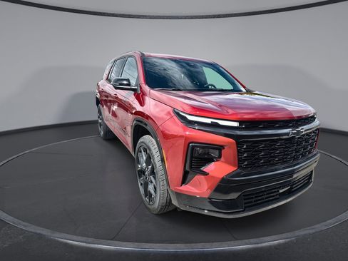 New 2026 Chevrolet Traverse RS w/ LPO, Floor Liner Package AWD/4WD image 16