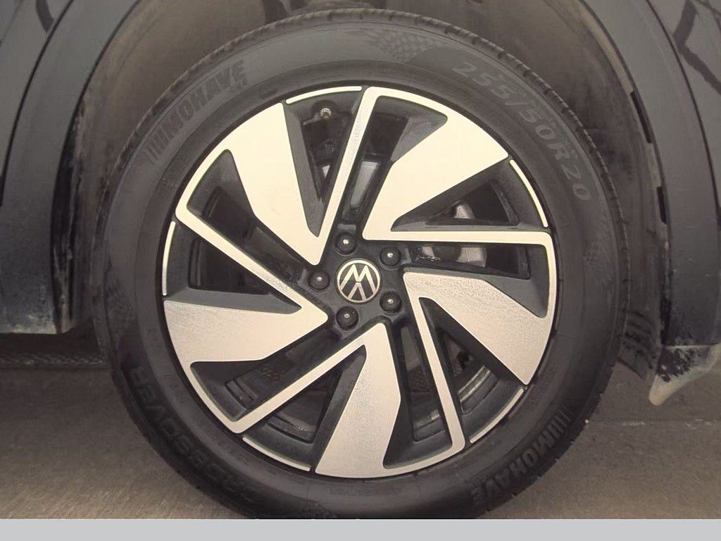 Used 2025 Volkswagen Atlas SE FWD image 10