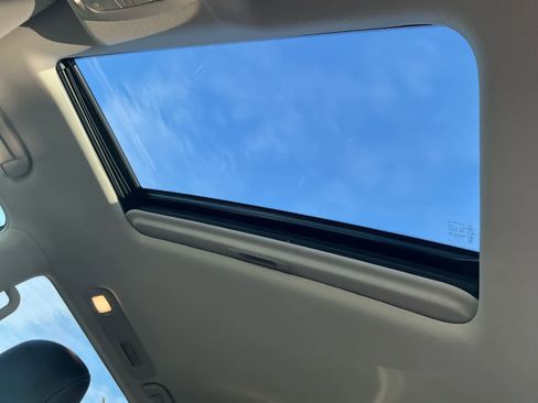 Used 2024 Nissan Armada Platinum w/ Captain's Chairs Package image 25